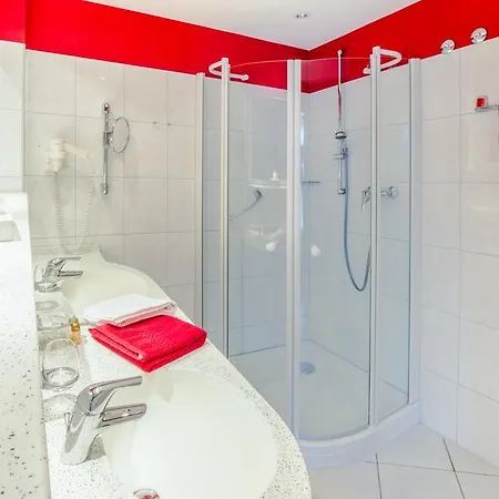 Bsw Schwarzwaldhotel 3* بيرسبرون